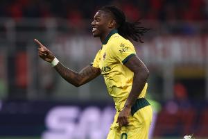 米兰10月最佳进球候选名单：莱奥禁区外贴地斩入围